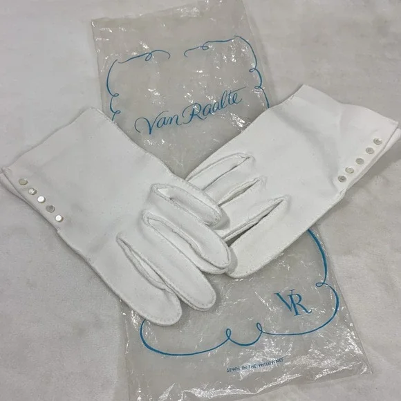 Vintage Women's Van Raalte White Driving Gloves Button Embellished Nylon Formal - Picture 9 of 11